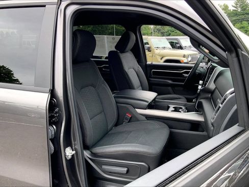 Certified 2025 RAM 1500 Big Horn AWD/4WD image 6