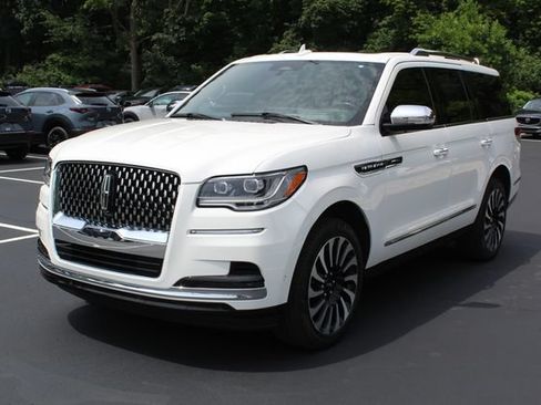 Certified 2023 Lincoln Navigator Black Label AWD/4WD image 10