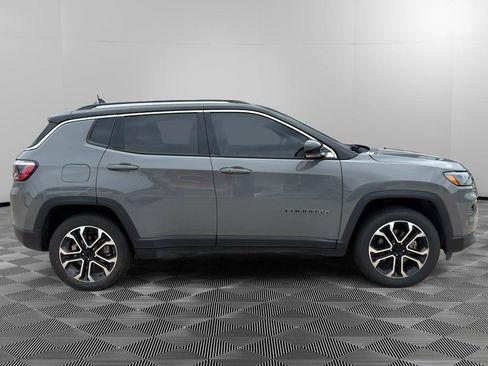 Used 2022 Jeep Compass Limited AWD/4WD image 2
