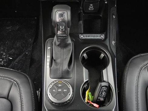 New 2026 Ford Bronco Outer Banks AWD/4WD image 14