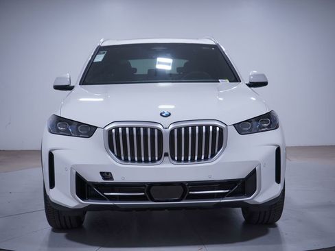 New 2026 BMW X5 sDrive40i RWD image 4
