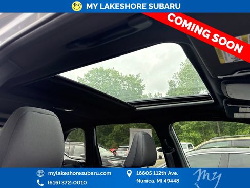 Used 2025 Subaru Forester Premium AWD/4WD image 14
