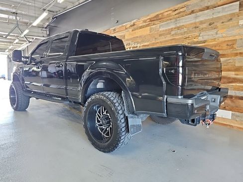 Used 2020 Ford F250 Platinum w/ Tremor Off-Road Package AWD/4WD image 4
