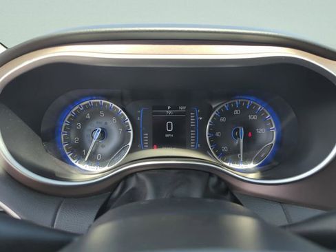 Used 2023 Chrysler Voyager LX FWD image 42
