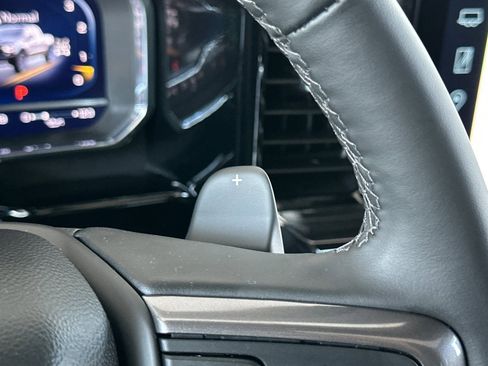 Used 2025 Chevrolet Silverado 1500 ZR2 w/ Technology Package image 40