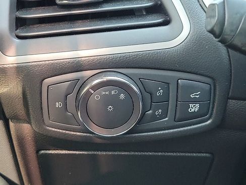 Used 2019 Ford Edge SEL w/ Equipment Group 201A AWD/4WD image 14