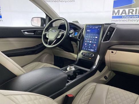 Used 2024 Ford Edge Titanium AWD/4WD image 25