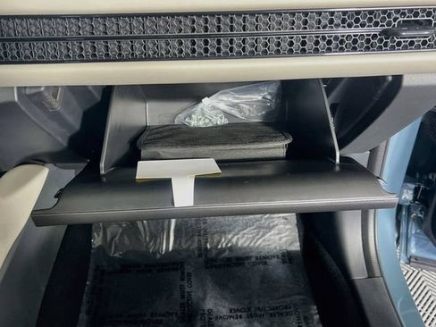 Used 2027 Honda HR-V LX image 31