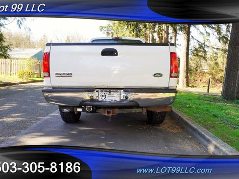 Used 2005 Ford F250 XLT image 10
