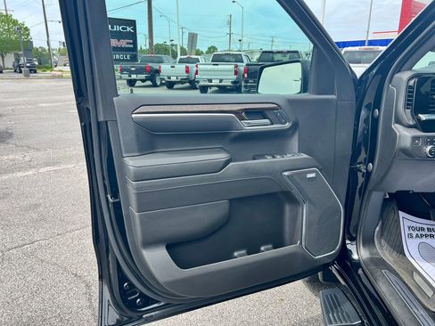 Used 2023 GMC Sierra 1500 Elevation w/ Elevation Premium Package AWD/4WD image 18
