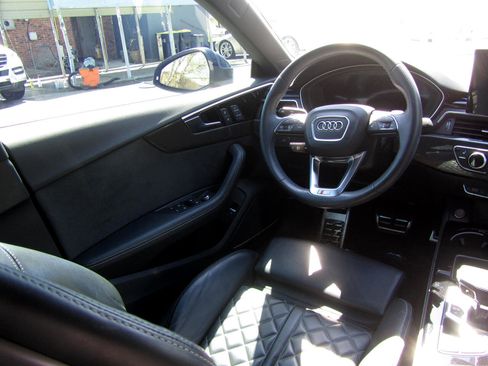 Used 2022 Audi S5 Prestige image 12
