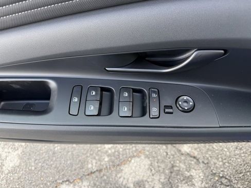 New 2026 Hyundai Elantra Sport image 11