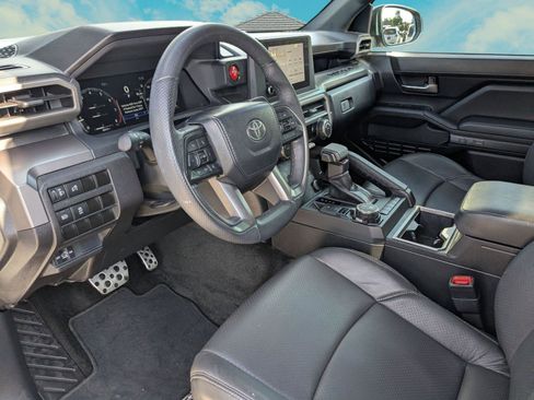 Used 2024 Toyota Tacoma TRD Sport AWD/4WD image 6