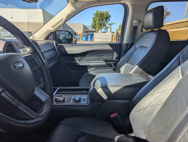 Used 2020 Ford Expedition Platinum AWD/4WD image 12