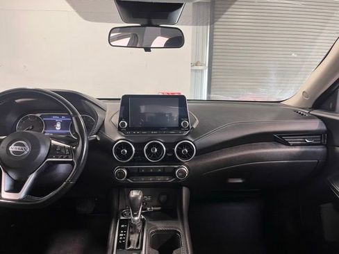 Used 2022 Nissan Sentra SV image 21
