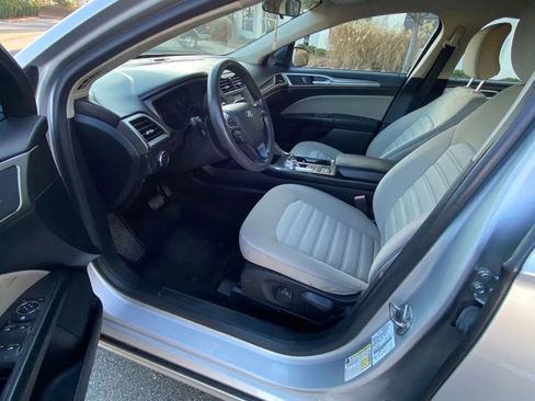 Used 2018 Ford Fusion S image 13