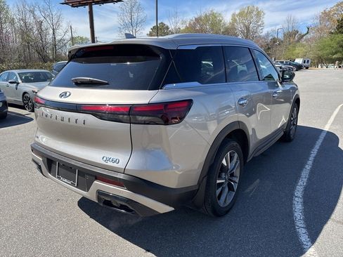 Used 2025 INFINITI QX60 Luxe image 7
