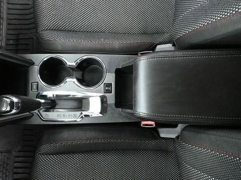 Used 2017 Chevrolet Equinox LT w/ Convenience Package image 30