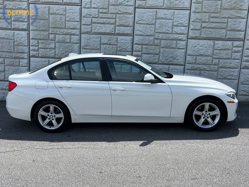 Used 2014 BMW 328i xDrive Sedan AWD/4WD image 8