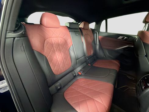 Certified 2024 BMW X6 xDrive40i w/ Premium Package image 29