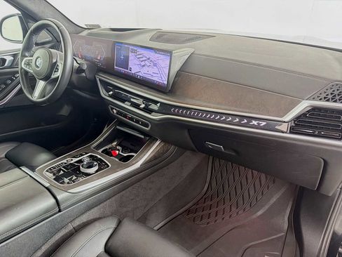 Used 2024 BMW X7 xDrive40i w/ Executive Package AWD/4WD image 30