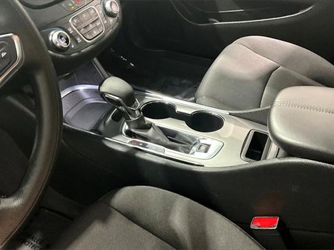 Used 2023 Chevrolet Malibu LT image 18