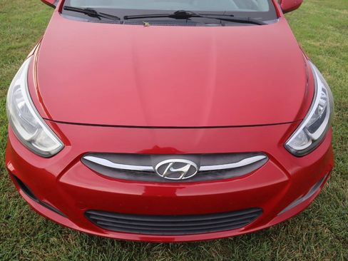 Used 2017 Hyundai Accent SE FWD image 19