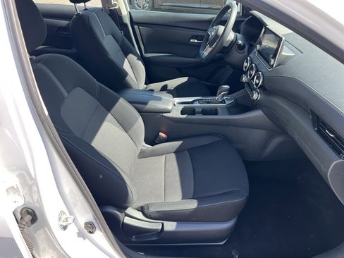 Used 2024 Nissan Sentra SV image 13