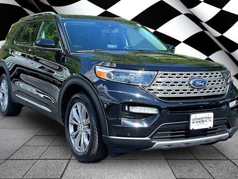 Certified 2023 Ford Explorer Limited w/ Limited Technology Package AWD/4WD image 11