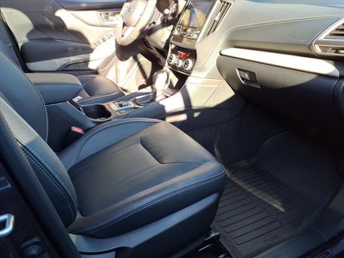 Certified 2023 Subaru Forester Limited image 7