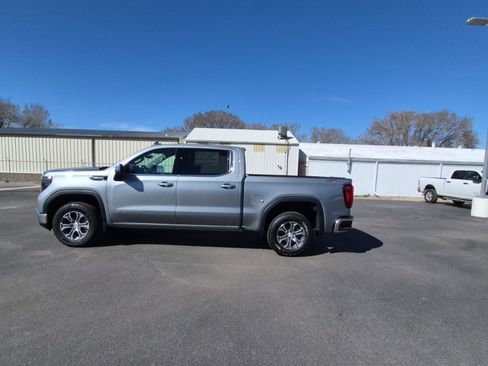 New 2026 GMC Sierra 1500 SLE w/ X31 Off-Road Package image 6