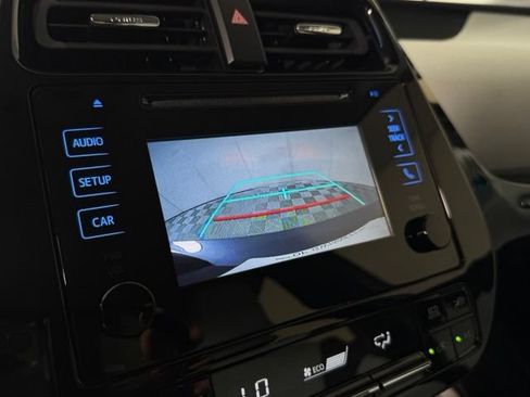 Used 2019 Toyota Prius XLE FWD image 20