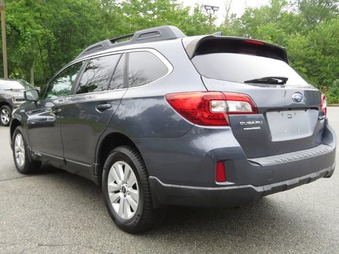 Used 2017 Subaru Outback 2.5i Premium AWD/4WD image 7