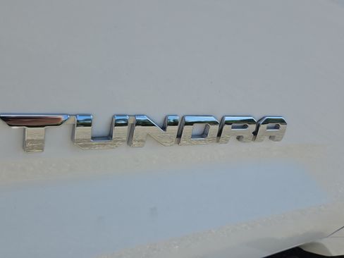 Used 2024 Toyota Tundra SR5 w/ SR5 Premium Package RWD image 32
