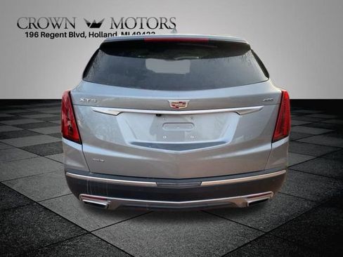 Used 2025 Cadillac XT5 Premium Luxury image 10