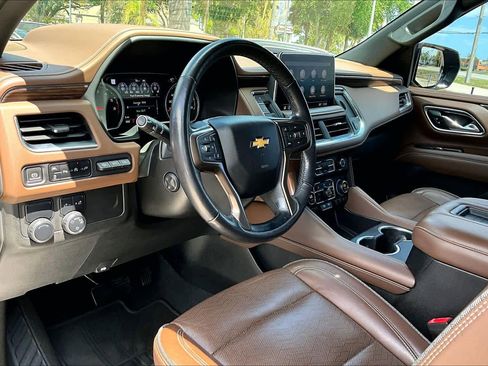Used 2021 Chevrolet Tahoe High Country image 17