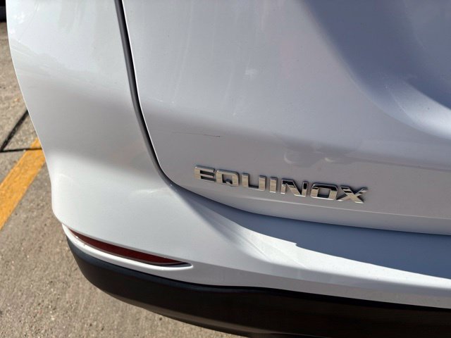 Used 2024 Chevrolet Equinox LS w/ LS Convenience Package FWD image 14