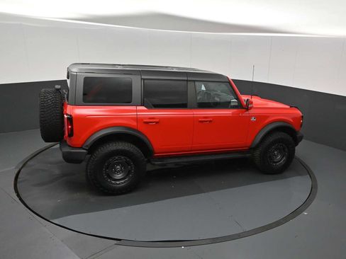 Used 2024 Ford Bronco Outer Banks AWD/4WD image 17