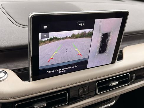 Used 2024 Lincoln Aviator Reserve w/ Equipment Group 201A image 19