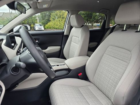 New 2026 Honda HR-V LX image 9