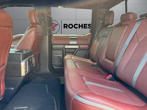 Used 2018 Ford F150 Platinum w/ Equipment Group 701A Luxury AWD/4WD image 15