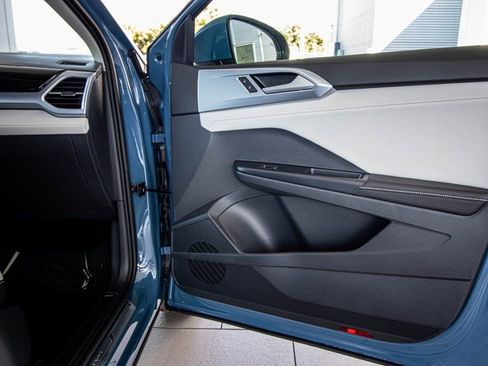 New 2026 Volkswagen Taos SE image 42