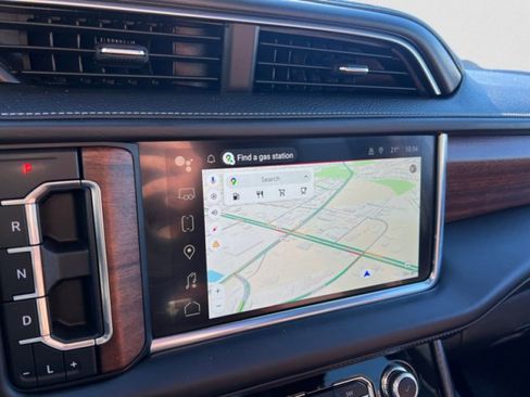 Used 2024 GMC Yukon XL Denali Ultimate image 17