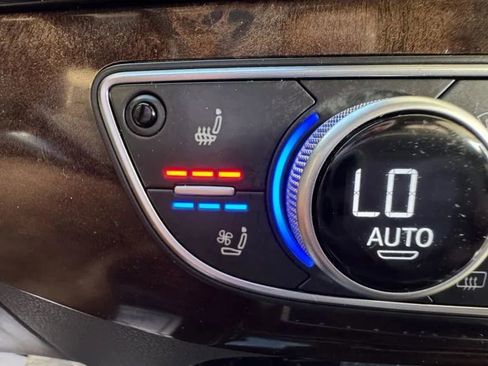 Used 2018 Audi Q7 3.0T Prestige image 37