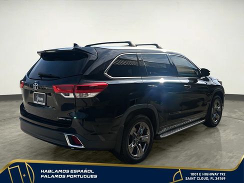 Used 2018 Toyota Highlander Limited Platinum AWD/4WD image 6