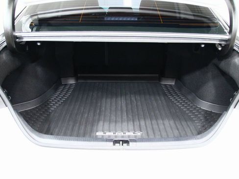 Used 2019 Toyota Camry XSE image 26