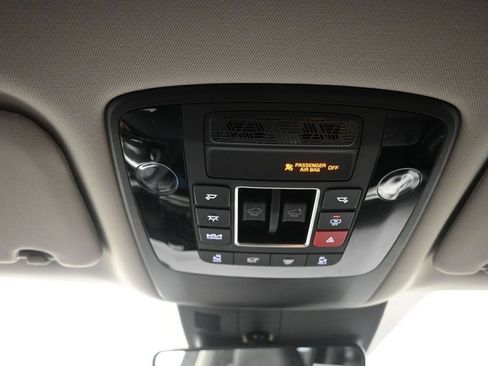 New 2026 Kia Carnival SX w/ SX Dark Edition Package FWD image 17
