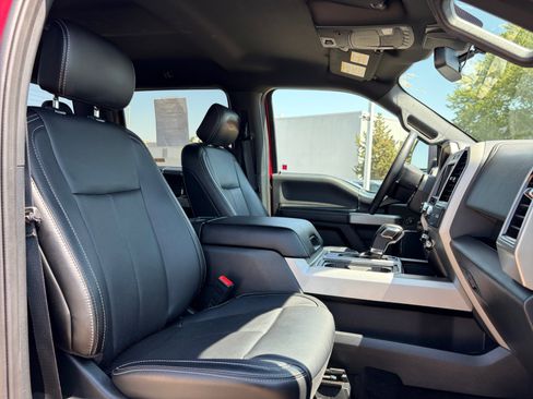 Used 2019 Ford F150 Lariat AWD/4WD image 33