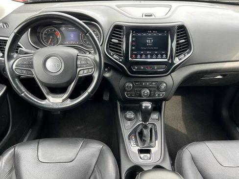 Used 2021 Jeep Cherokee Limited AWD/4WD image 3