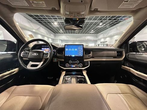 Used 2024 Ford Expedition Max Limited image 15